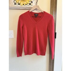 Cashmere Charter Club Luxury Size Medium Women's V Neck Deep Red Quiet Luxury